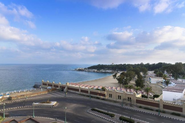 فنادق الاسكندرية لها شاطئ خاص